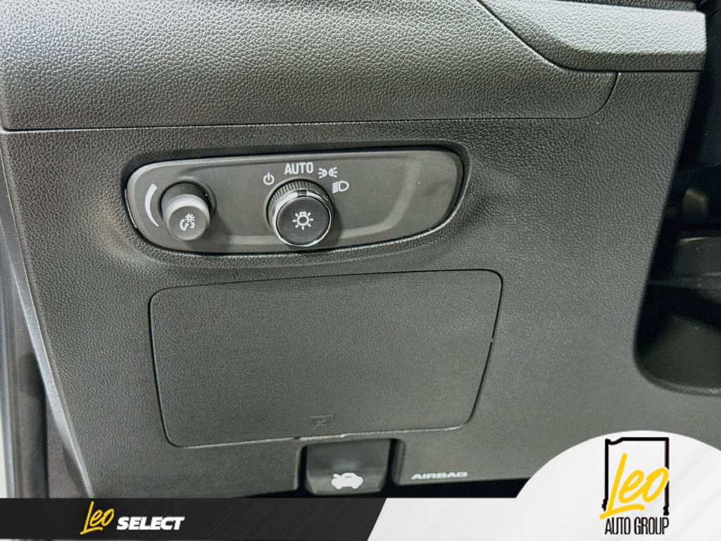Used 2024 Buick Encore GX Preferred FWD image 12