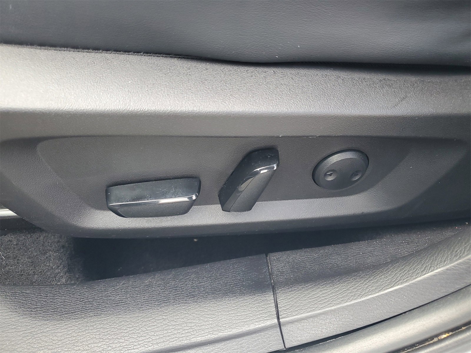 Used 2024 Mitsubishi Outlander SE image 7