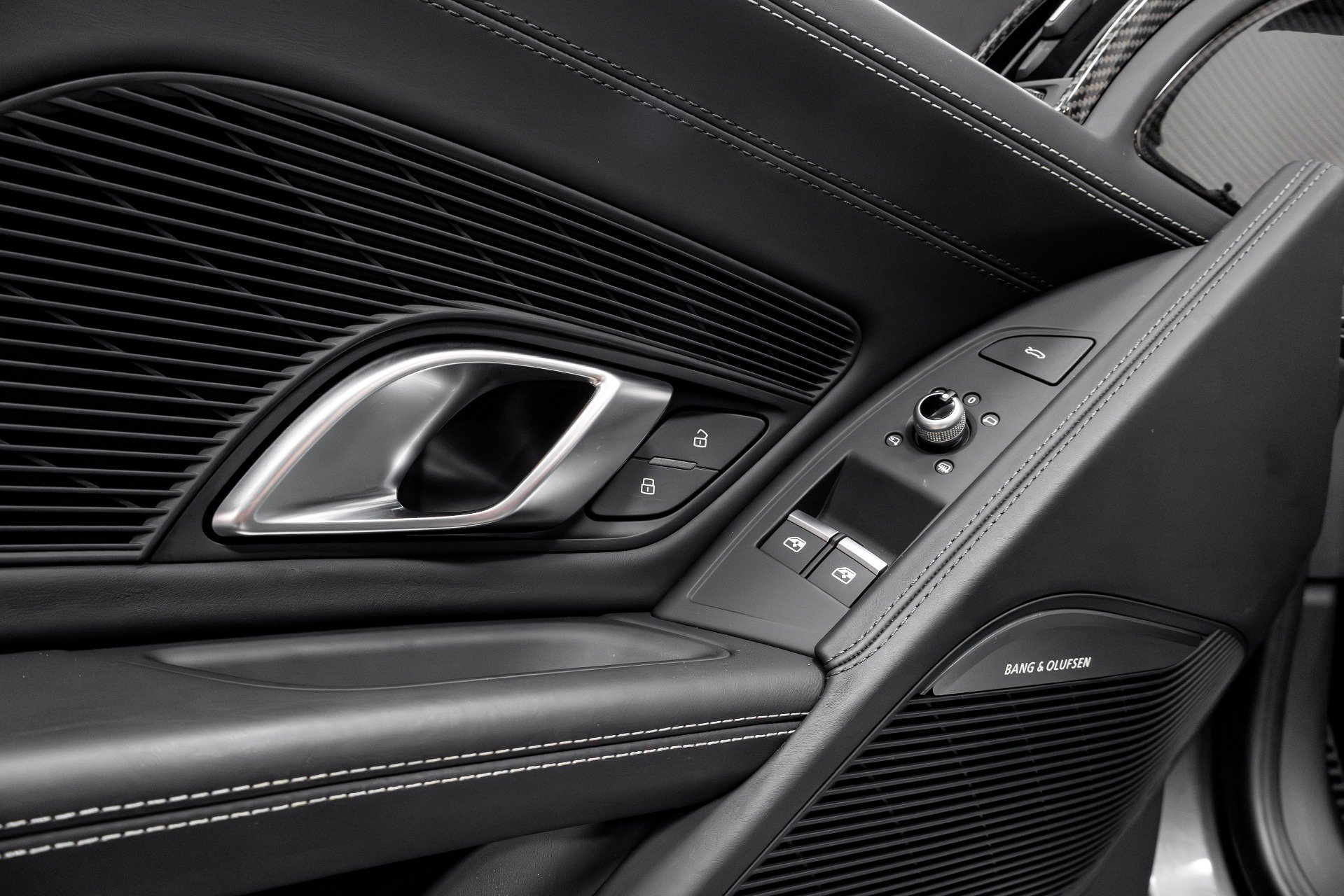 Used 2022 Audi R8 V10 performance image 43