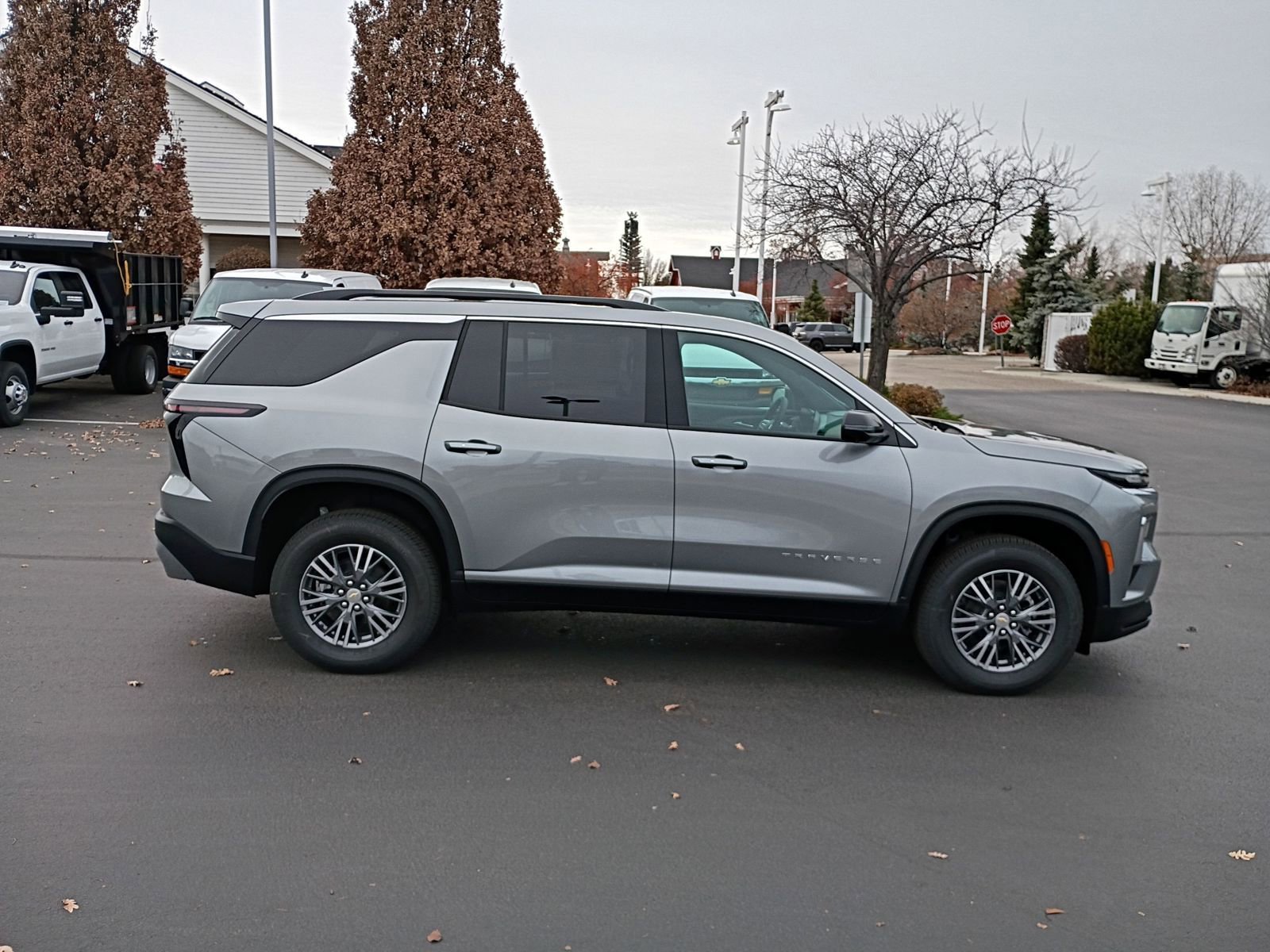 New 2026 Chevrolet Traverse LT image 10