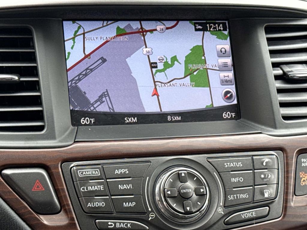 Used 2018 Nissan Pathfinder Platinum AWD/4WD image 32