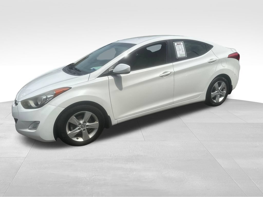 Used 2013 Hyundai Elantra GLS w/ Preferred Pkg FWD image 4