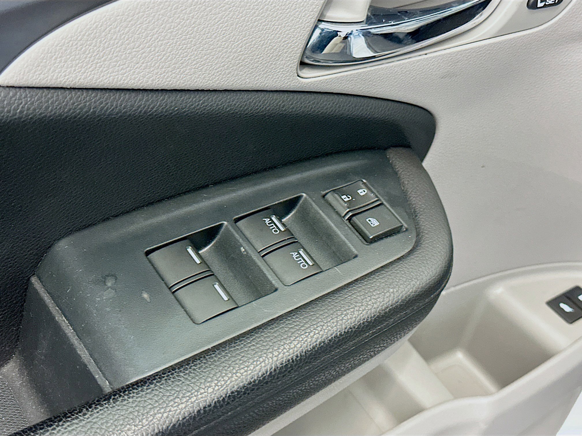 Used 2022 Honda Pilot EX-L image 15