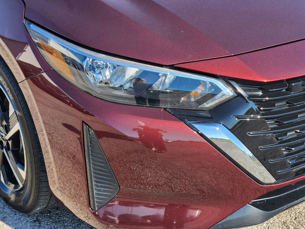 Used 2025 Nissan Sentra SV image 9