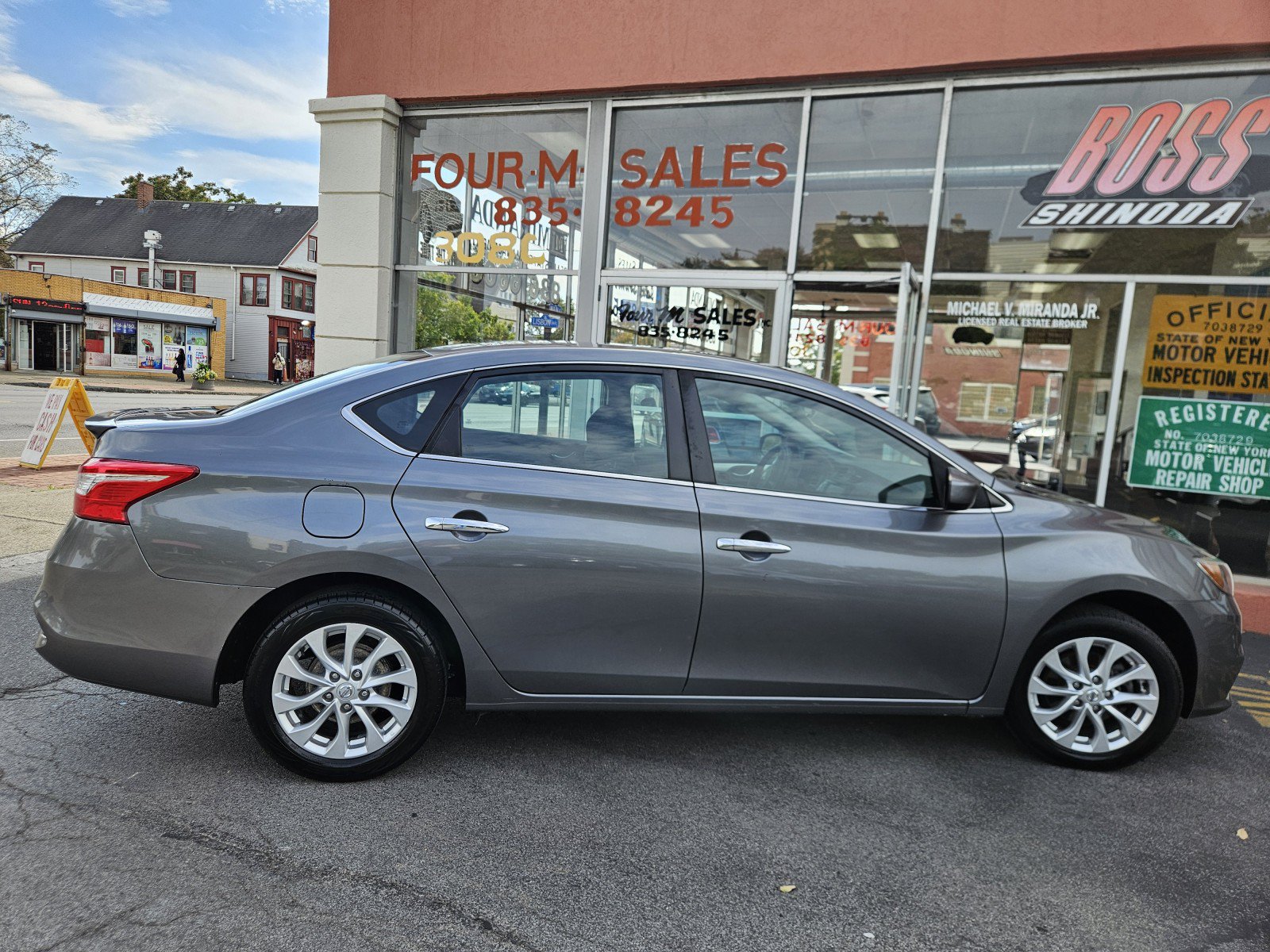 Used 2019 Nissan Sentra S w/ Appearance Package FWD image 10