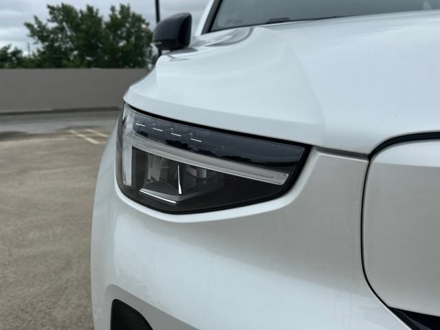 Certified 2023 Volvo C40 P8 Recharge Plus w/ Protection Package Premier AWD/4WD image 12