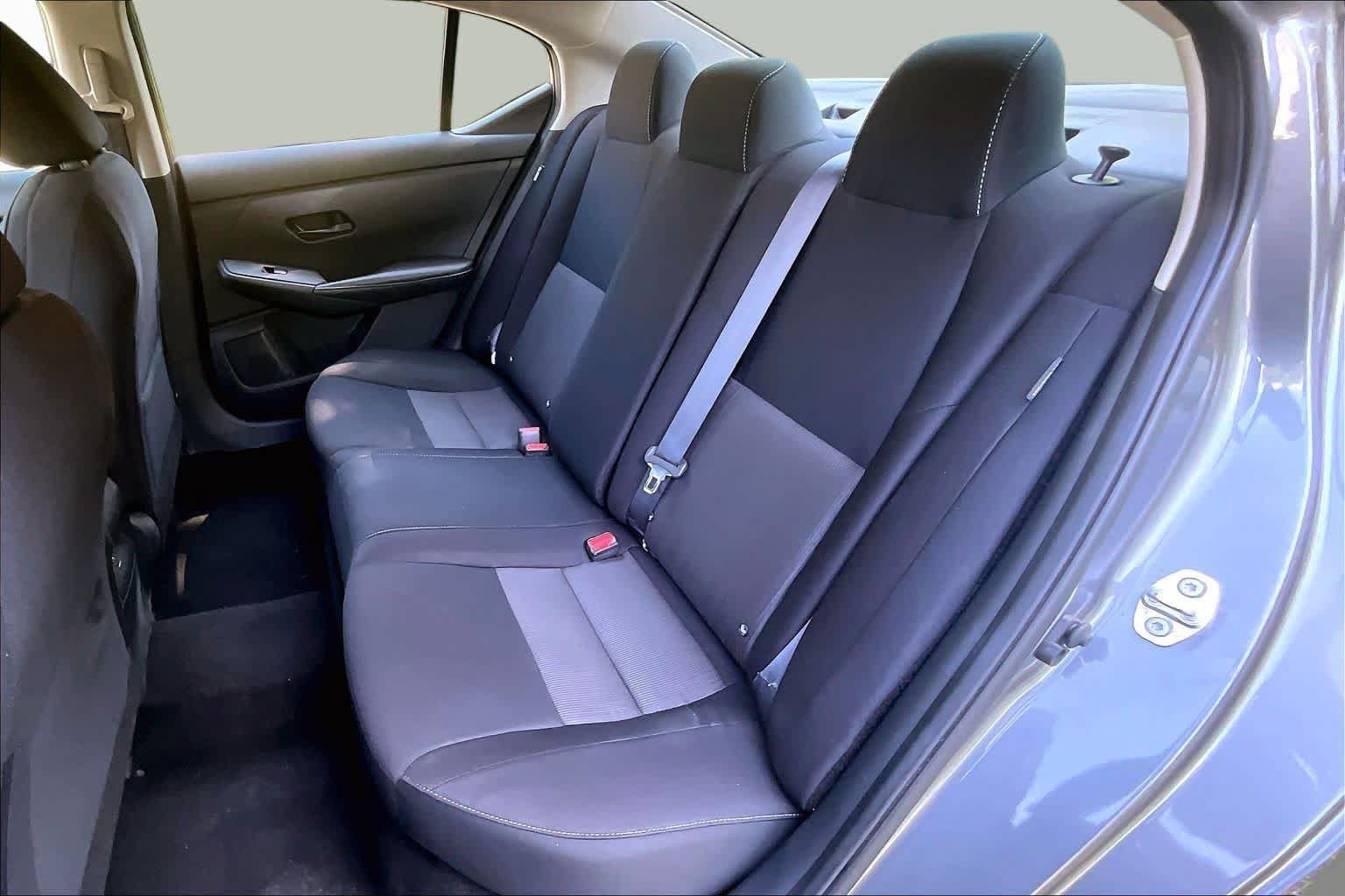 Used 2024 Nissan Sentra SV FWD image 20