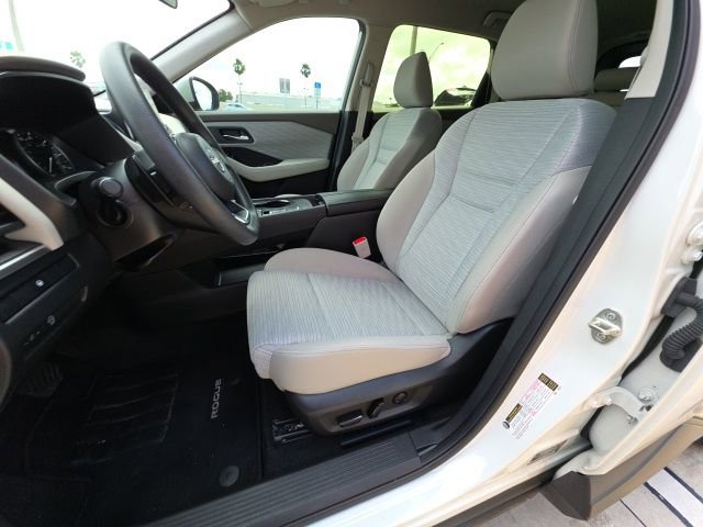 Used 2023 Nissan Rogue SV image 13