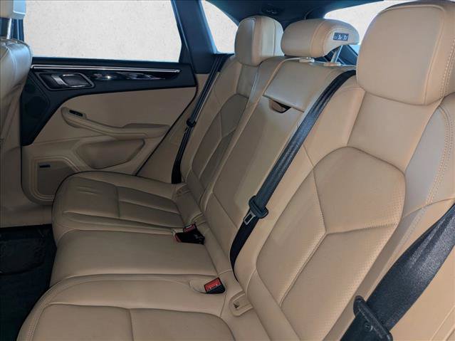Used 2017 Porsche Macan S AWD/4WD image 18