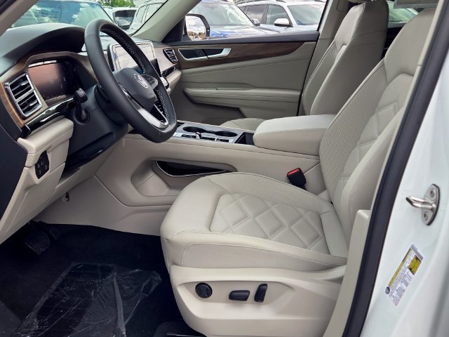 New 2026 Volkswagen Atlas SE FWD image 5