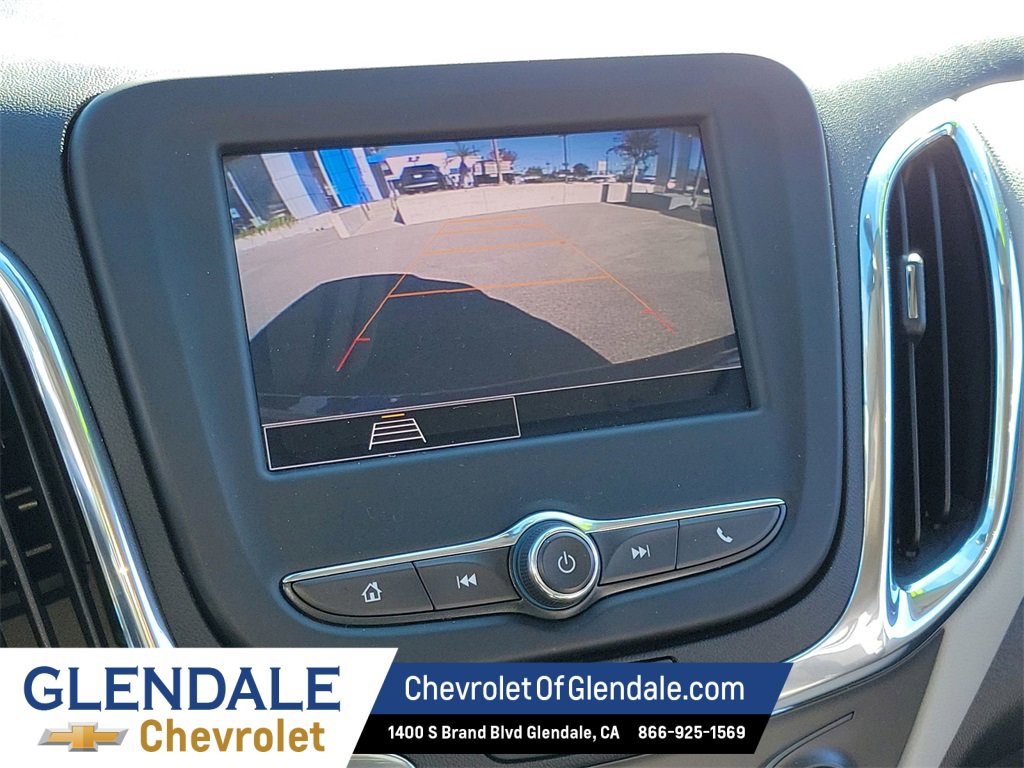 Used 2023 Chevrolet Equinox LS image 28