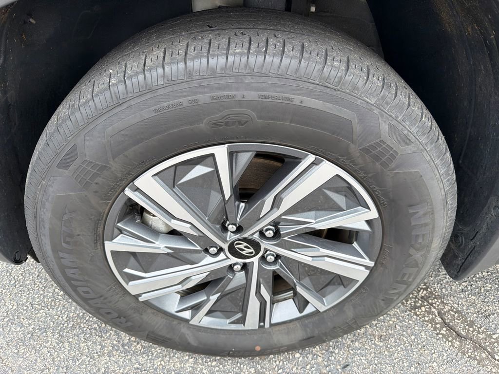 Used 2022 Hyundai Tucson Blue image 11