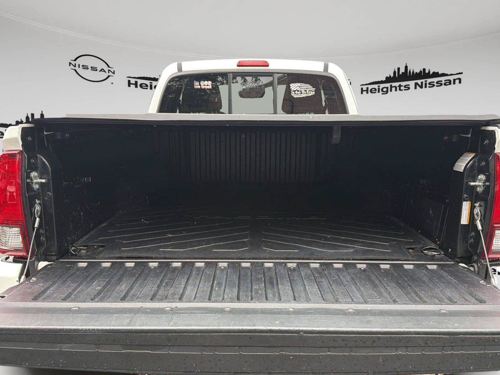 Used 2022 Toyota Tacoma SR w/ SX Package RWD image 25