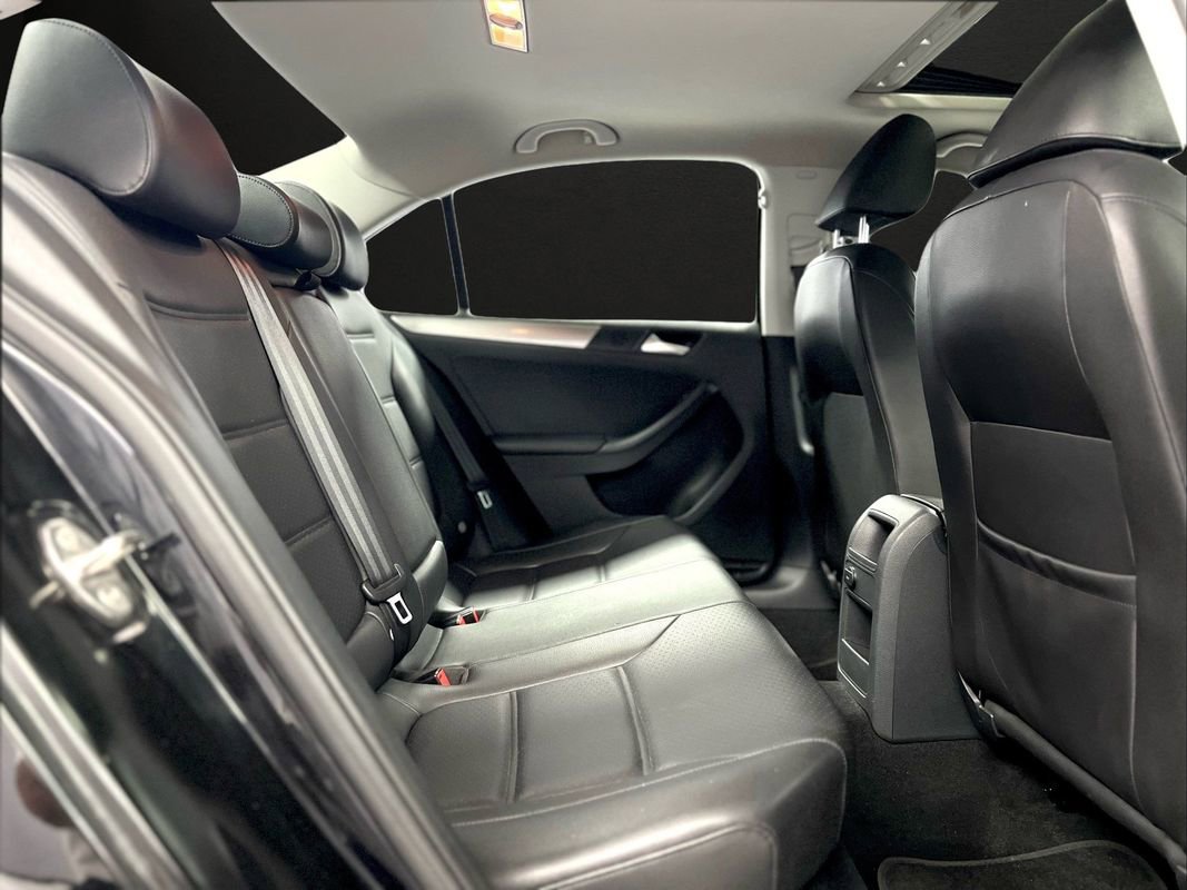 Used 2015 Volkswagen Jetta SE image 24