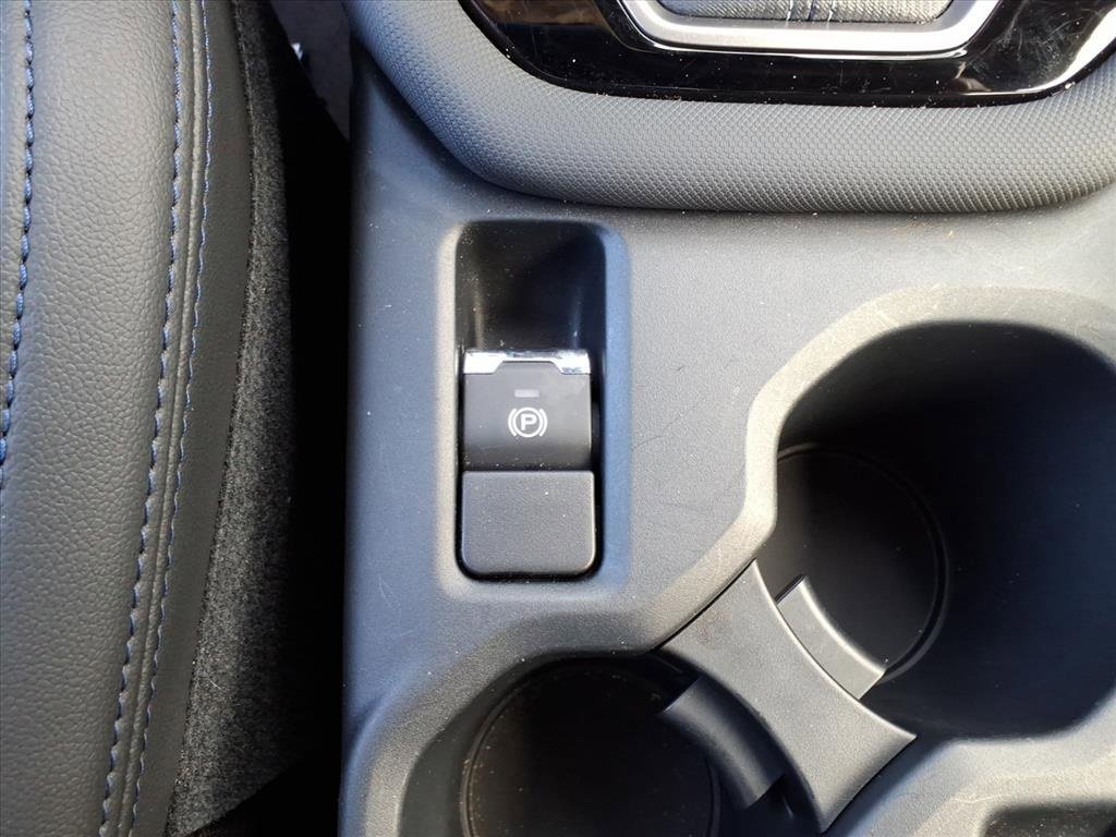 Used 2025 Subaru Forester Limited image 16