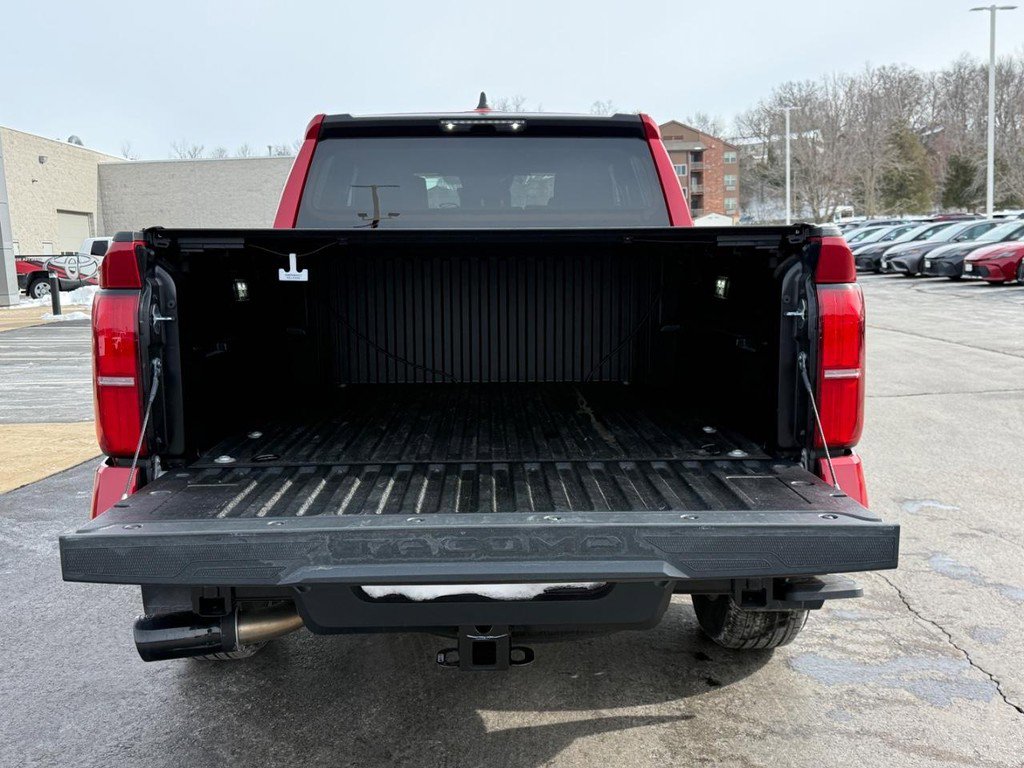 Certified 2025 Toyota Tacoma SR5 image 4