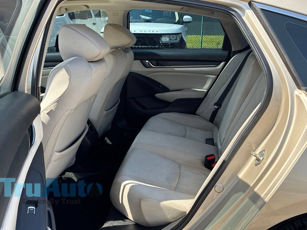 Used 2019 Honda Accord EX image 22