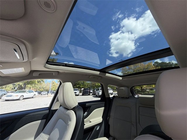 New 2026 Lincoln Corsair Premiere image 22