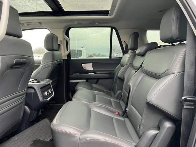 Certified 2025 Ford Expedition Max Active AWD/4WD image 5