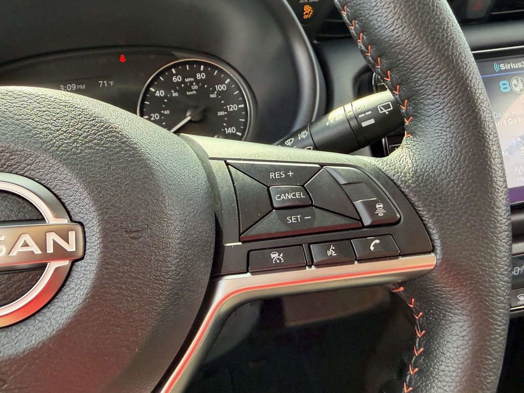 Used 2023 Nissan Kicks SR w/ SR Premium Package FWD image 33