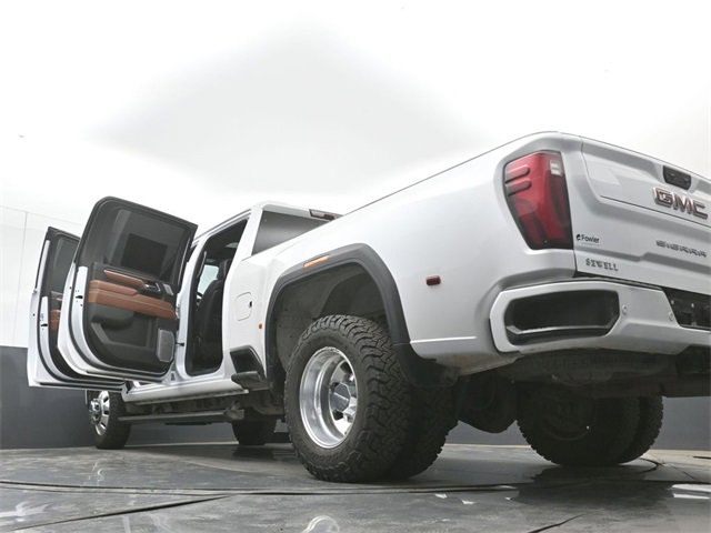 Used 2024 GMC Sierra 3500 Denali Ultimate image 57