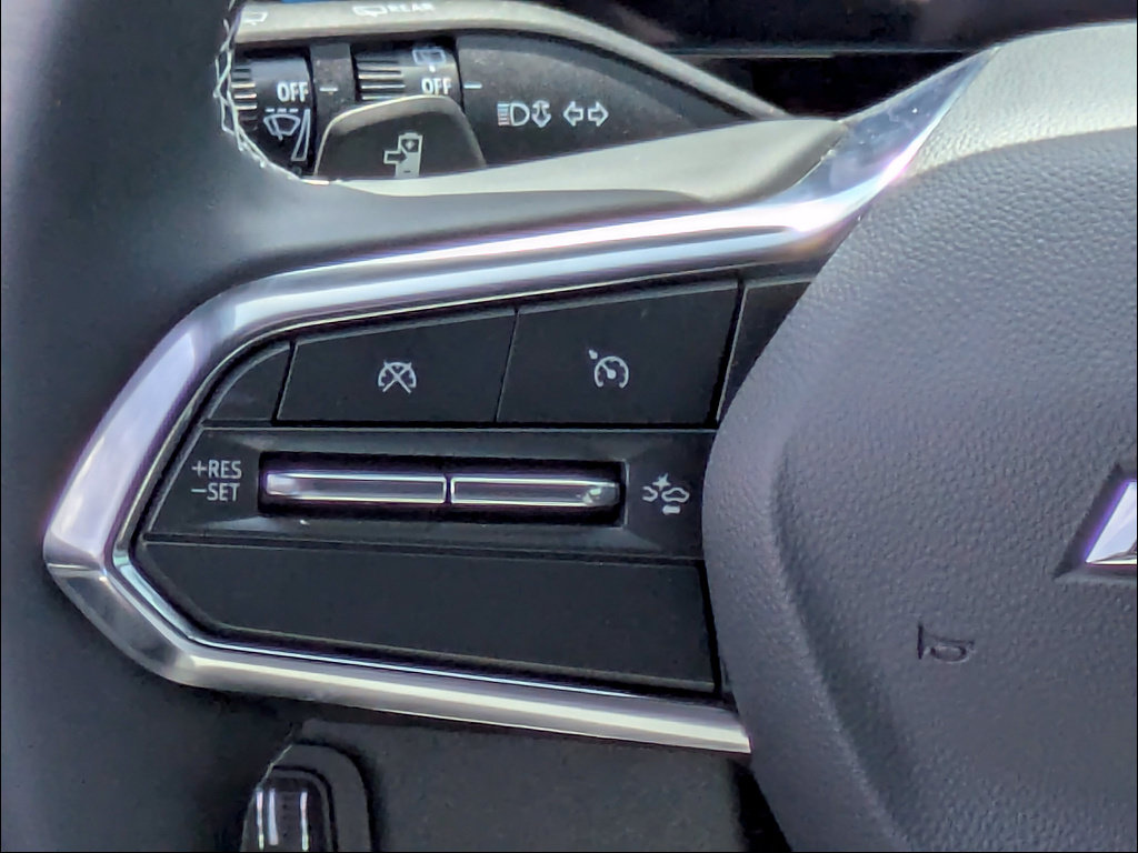 New 2026 Chevrolet Equinox EV LT AWD/4WD image 20