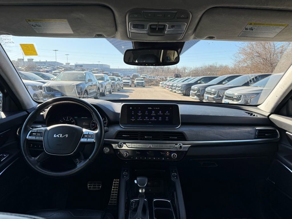 Certified 2022 Kia Telluride SX w/ SX Prestige Package image 20