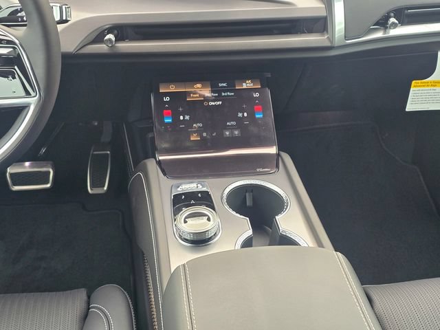 New 2027 Cadillac Vistiq Luxury AWD/4WD image 20