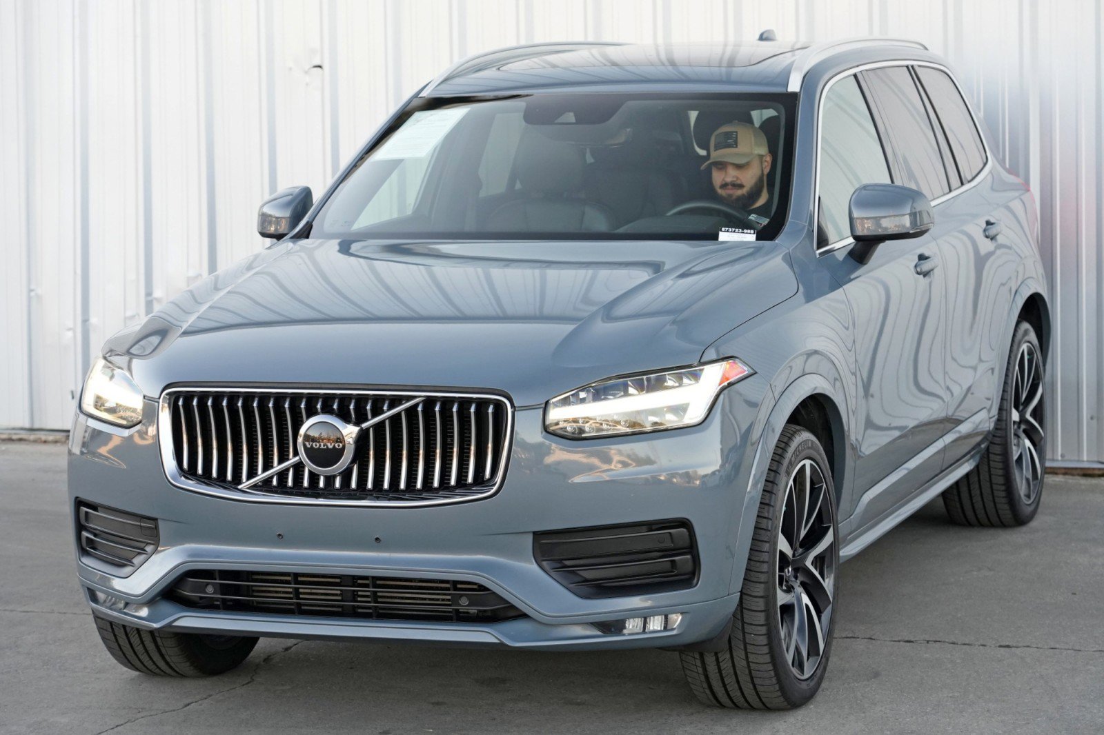 Used 2020 Volvo XC90 T6 Momentum image 48