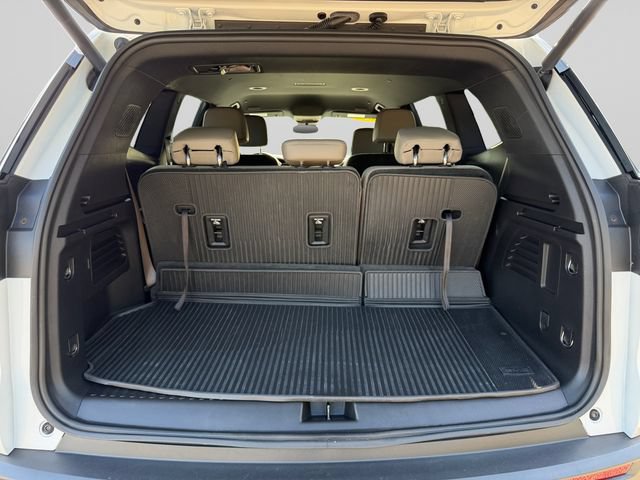 Used 2024 GMC Acadia Elevation w/ Black Edition FWD image 19