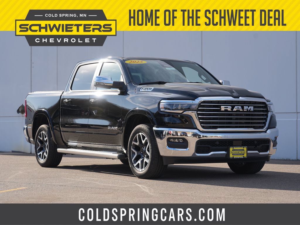 Used 2025 RAM 1500 Laramie AWD/4WD image 1