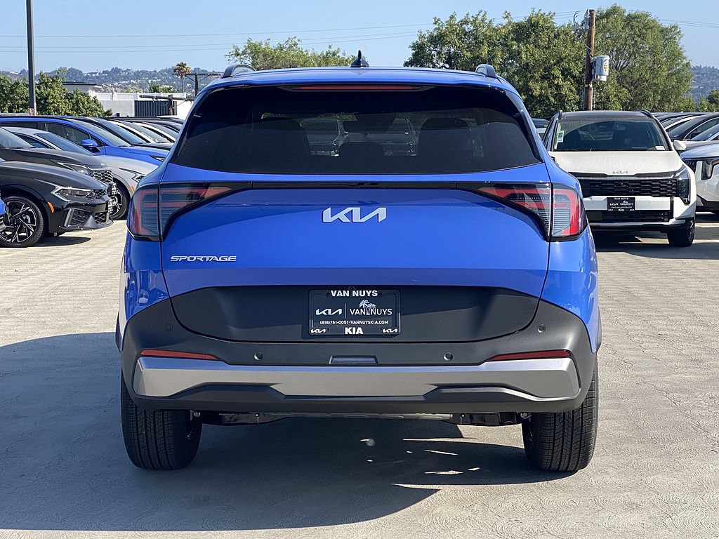 New 2026 Kia Sportage EX w/ EX Panorama Roof Package FWD image 4