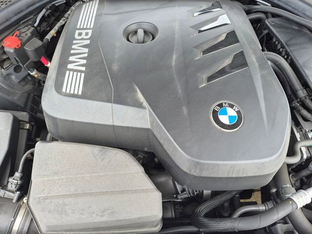 Certified 2025 BMW 330i xDrive Sedan w/ Premium Package AWD/4WD image 24