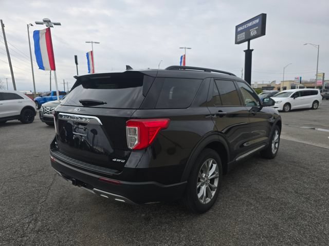 Certified 2023 Ford Explorer XLT w/ Equipment Group 202A AWD/4WD image 5