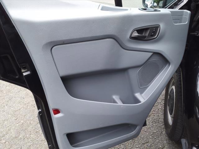 Used 2018 Ford Transit 350 XL image 11