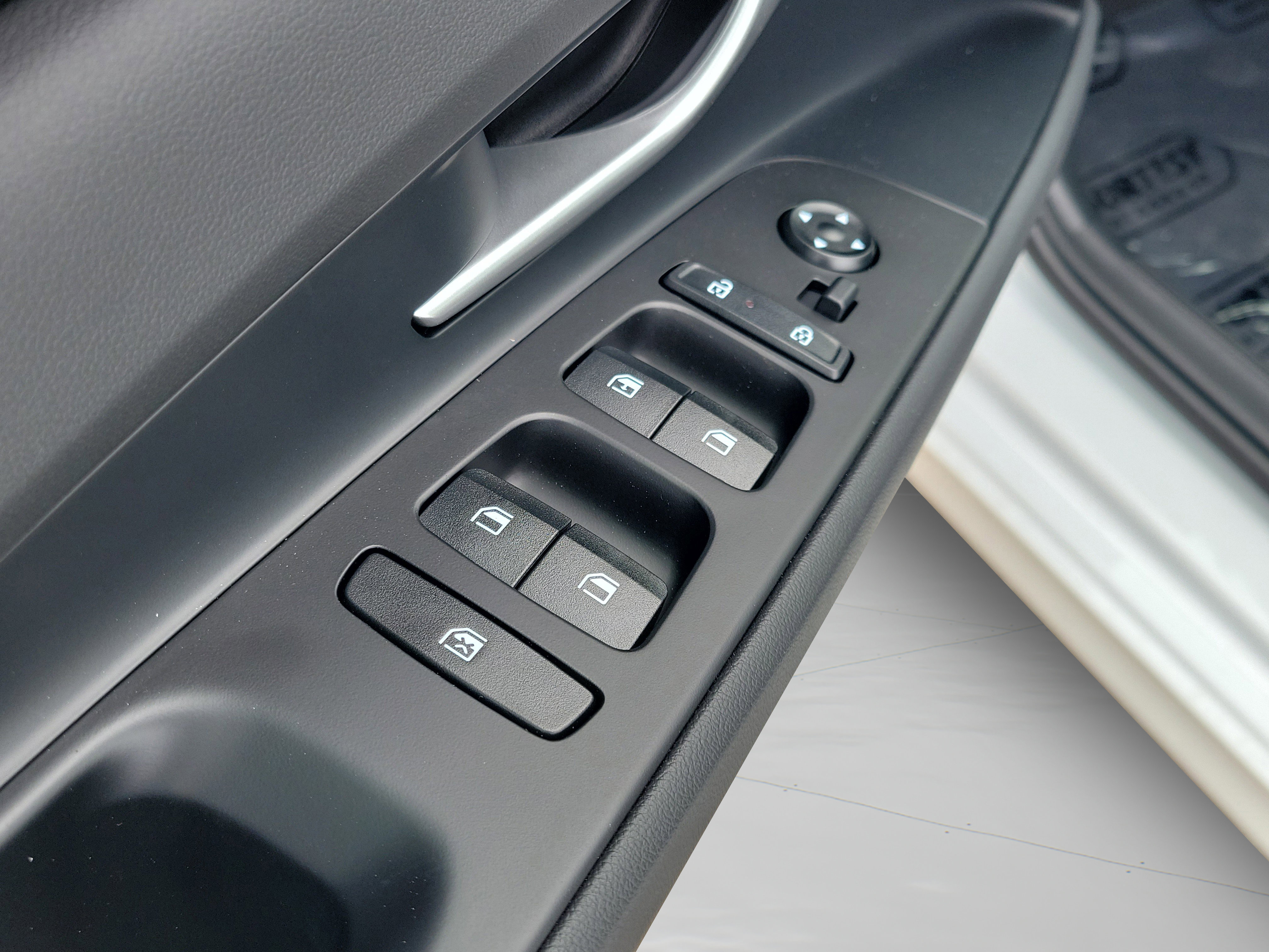 New 2026 Hyundai Elantra SE image 18