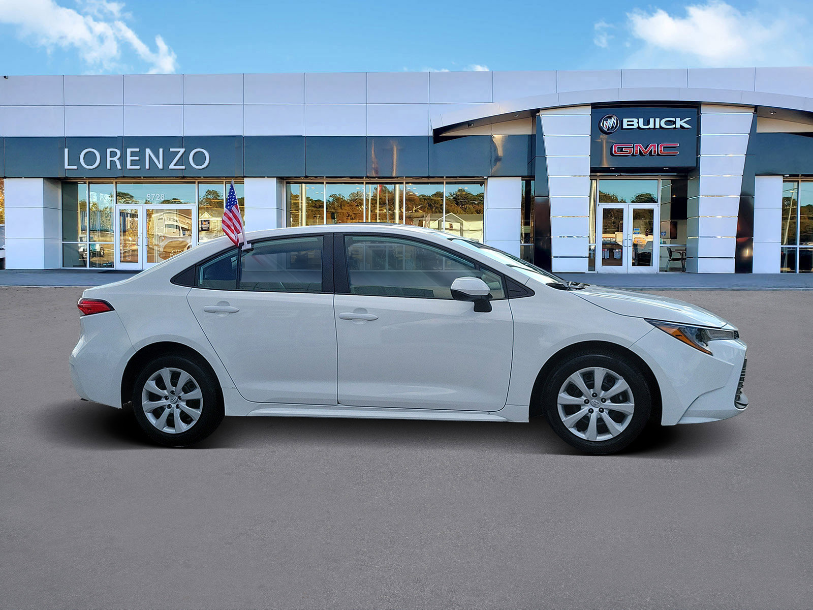 Used 2025 Toyota Corolla LE image 4