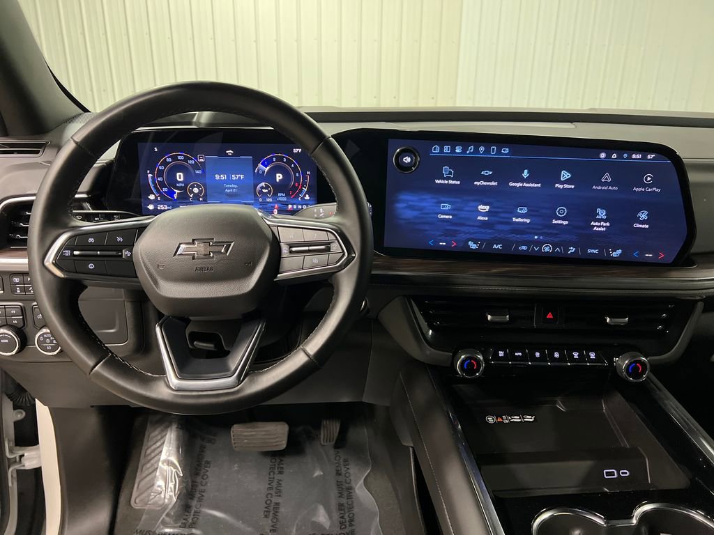 Certified 2025 Chevrolet Suburban Z71 AWD/4WD image 18