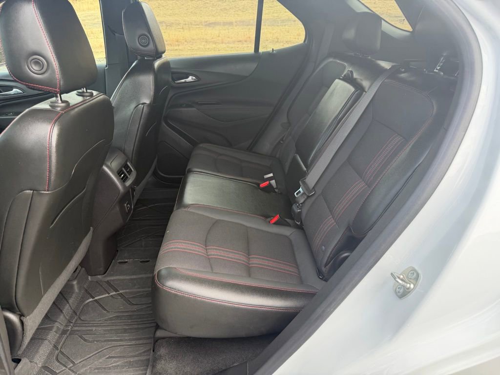 Used 2024 Chevrolet Equinox RS w/ LPO, Floor Liner Package AWD/4WD image 33