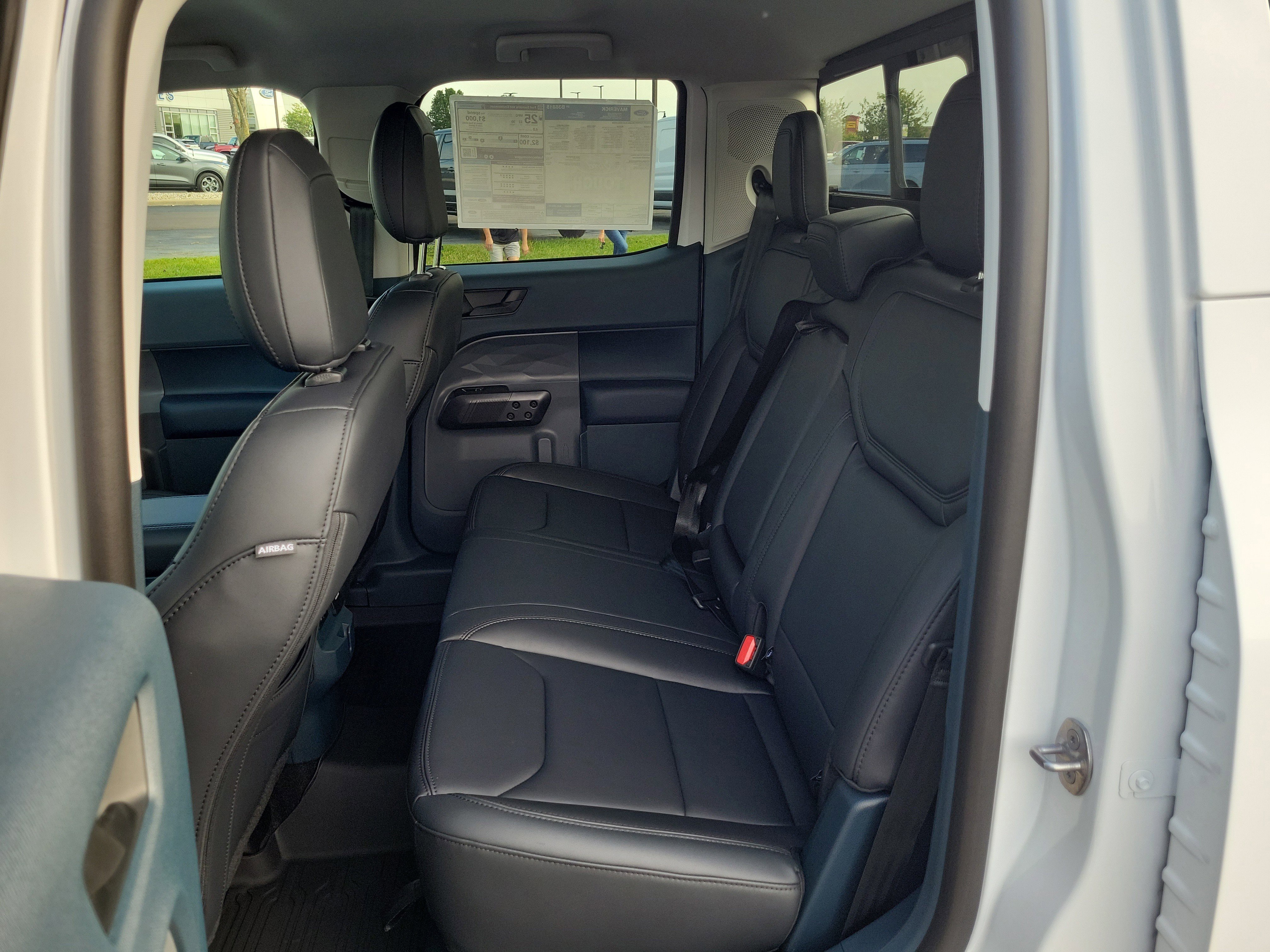 New 2025 Ford Maverick Lariat w/ Black Appearance Package image 9