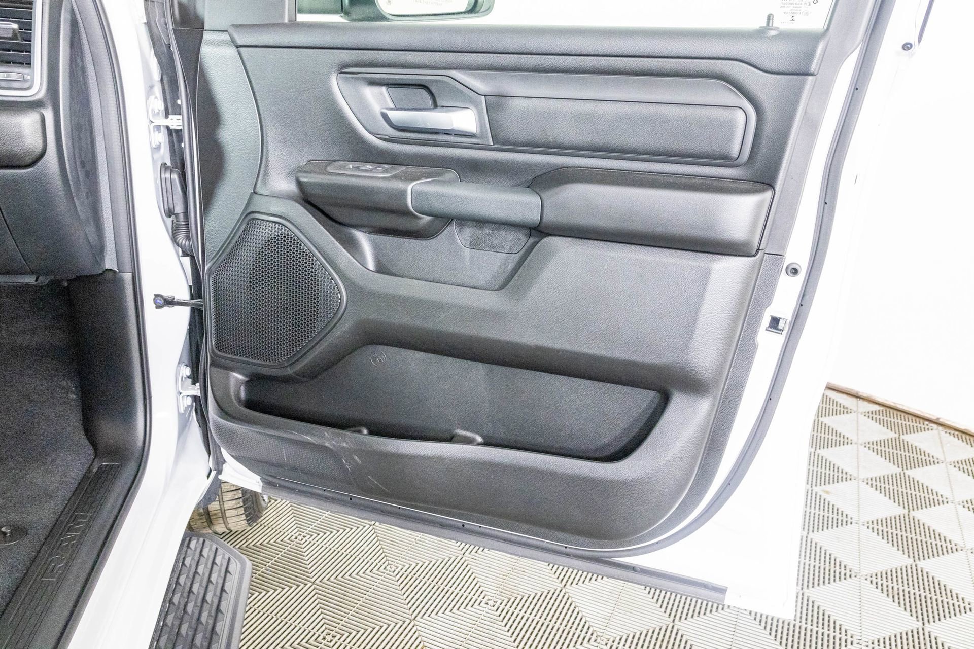 New 2026 RAM 1500 Express image 34
