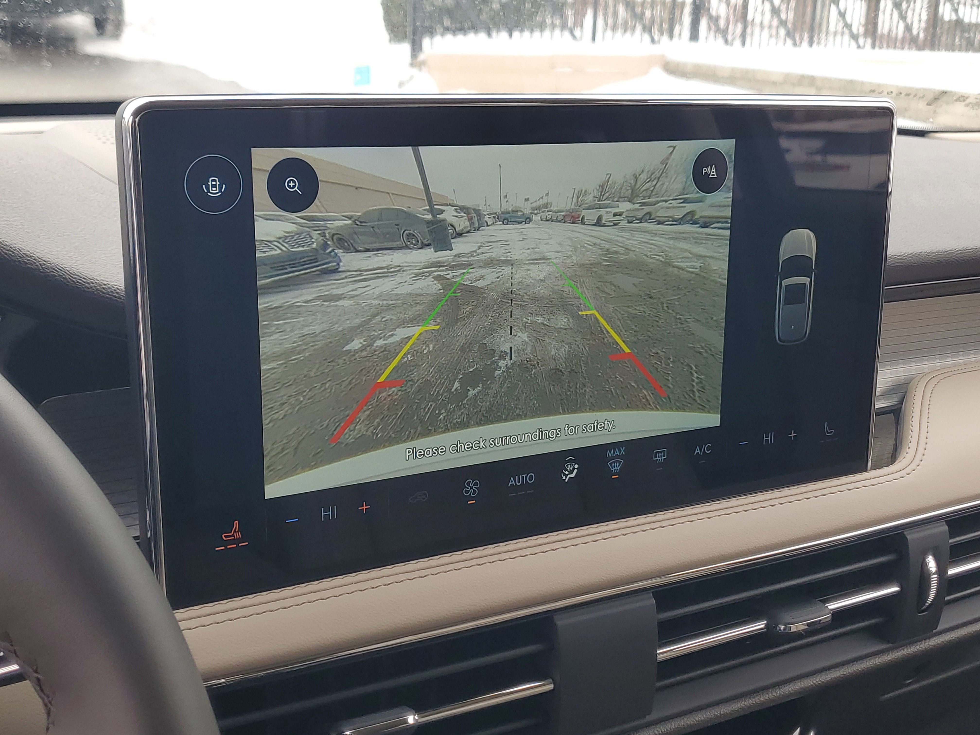 Certified 2024 Lincoln Corsair AWD image 17