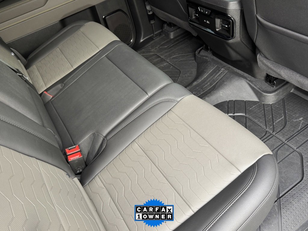 Used 2025 Chevrolet Silverado 2500 ZR2 w/ Technology Package image 22