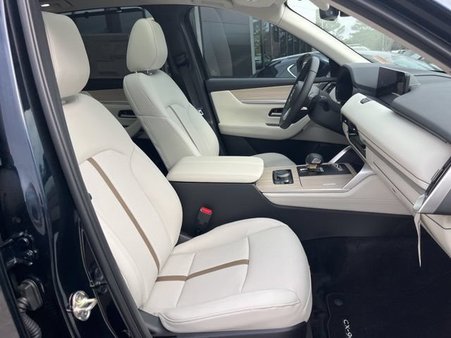 New 2026 MAZDA CX-90 Plug-In Hybrid w/ Premium Plus AWD/4WD image 32