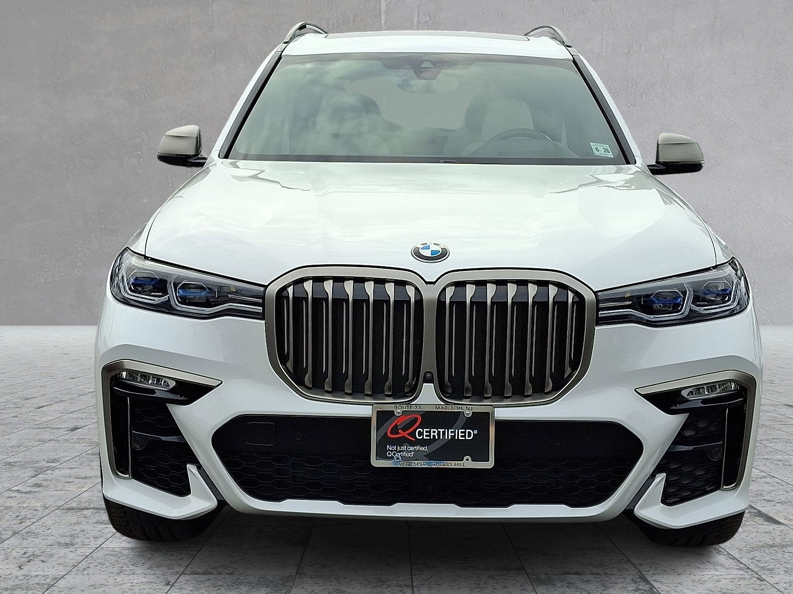 Used 2021 BMW X7 M50i w/ Dynamic Handling Package image 3