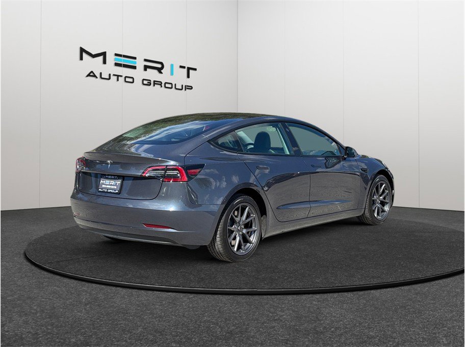Used 2023 Tesla Model 3 Standard Range RWD image 9