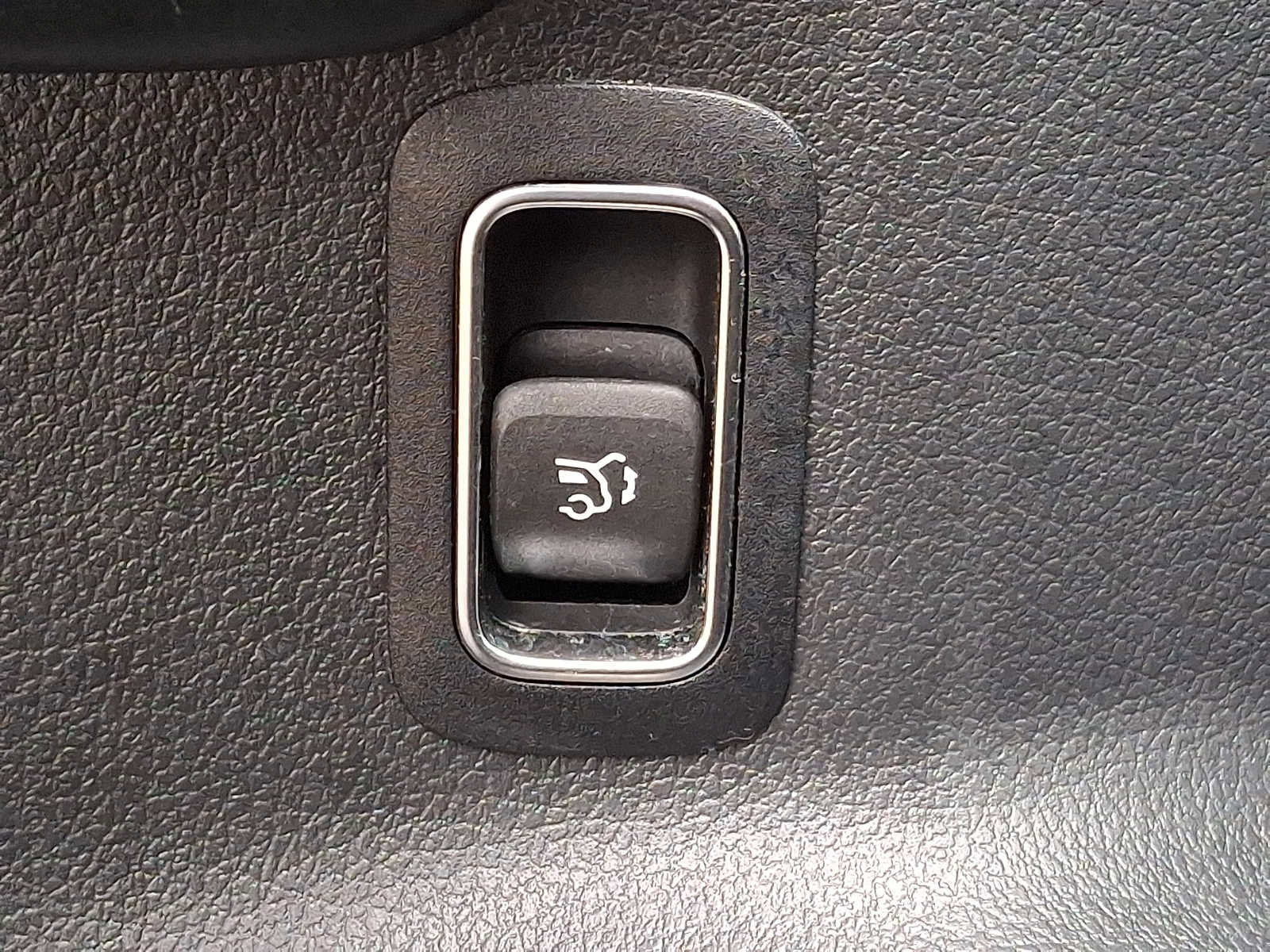Certified 2023 Mercedes-Benz GLA 250 4MATIC image 24