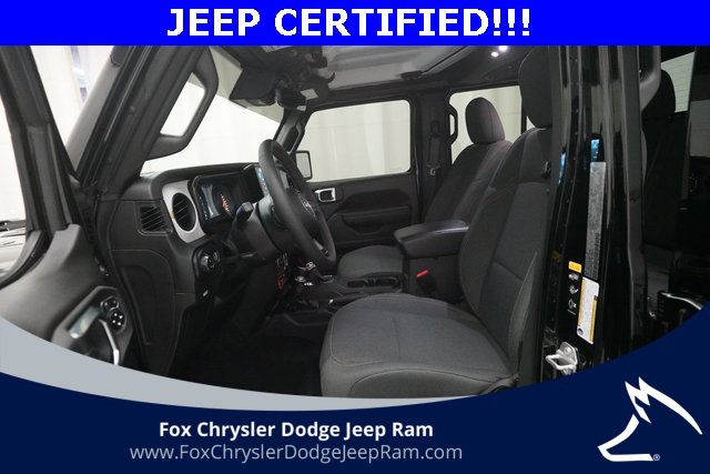 Used 2024 Jeep Gladiator Sport image 7