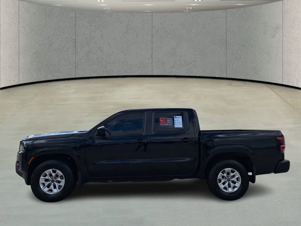 Used 2024 Nissan Frontier SV image 8