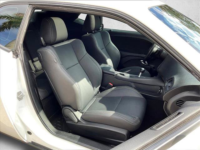 Used 2023 Dodge Challenger R/T RWD image 7